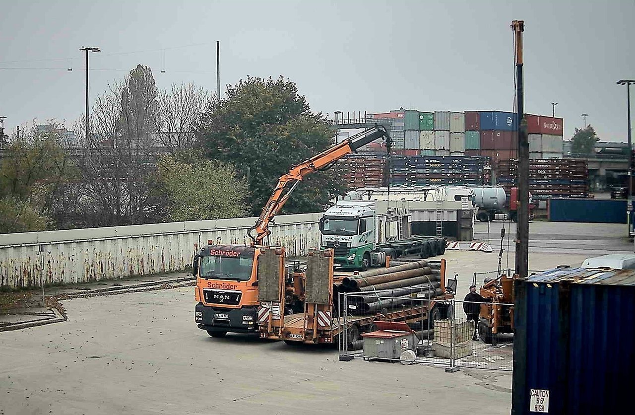 Stacja tankowania LNG XL w Hamburgu Image 1