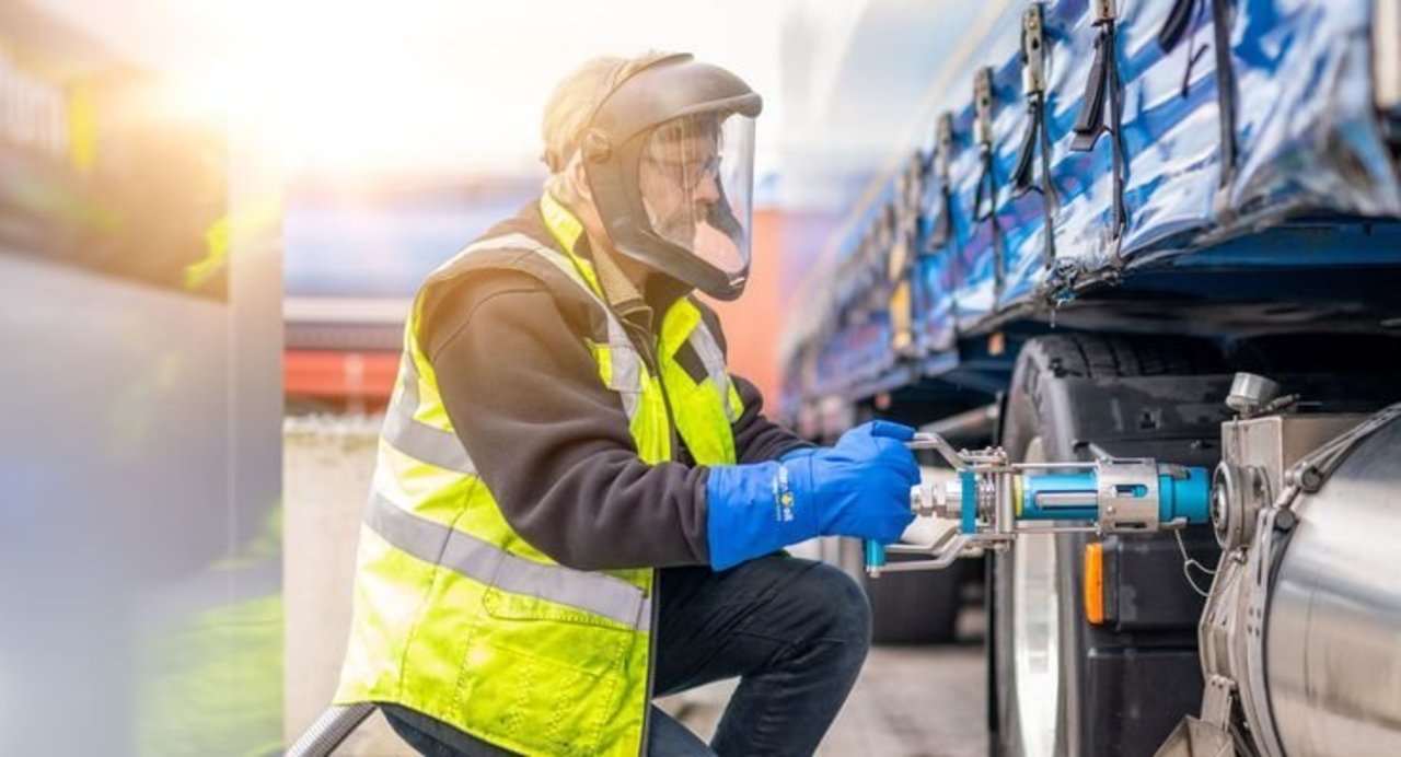 Jetzt eröffnet: LNG Tankstelle in Bakum Image 2