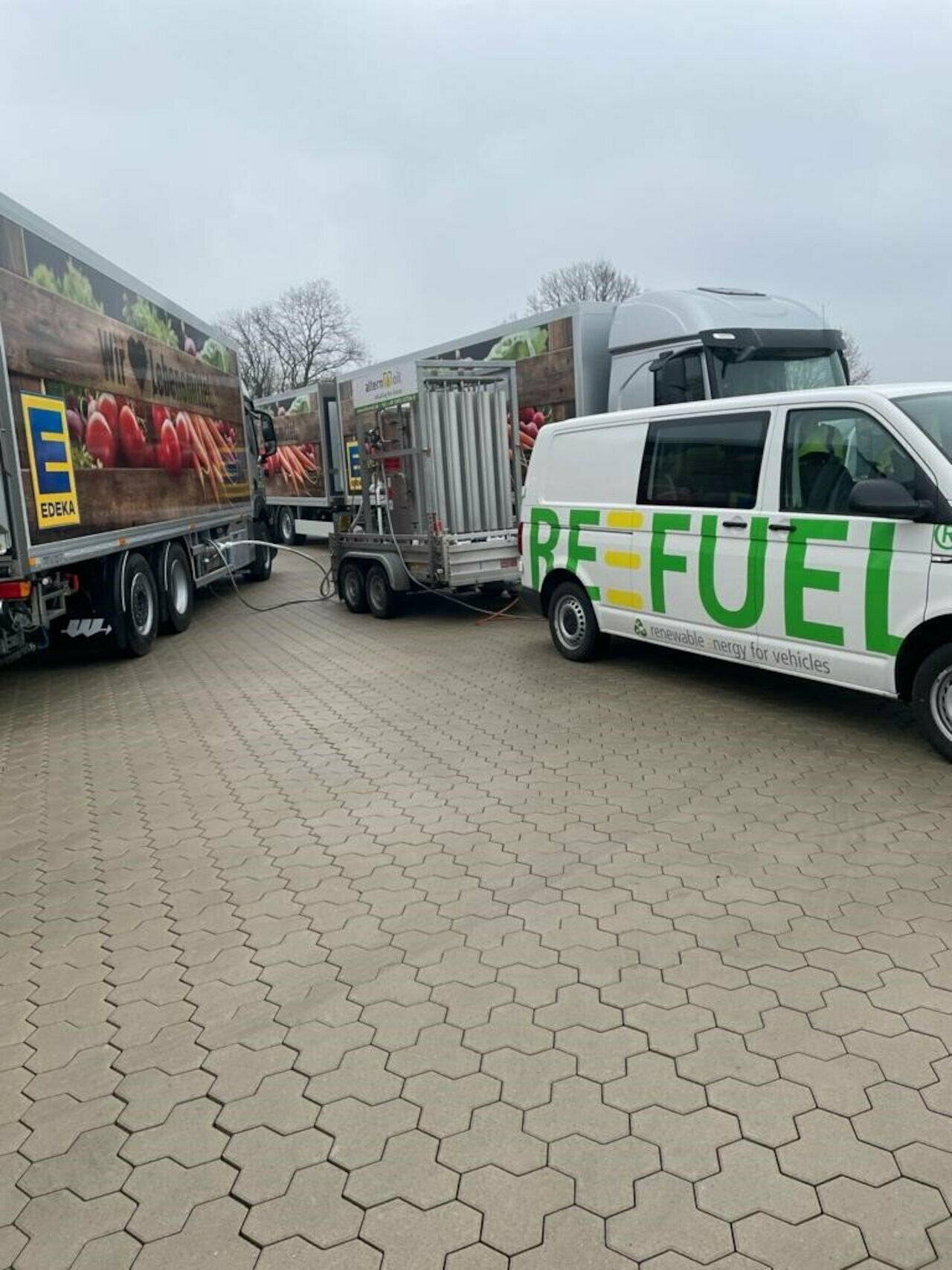 EDEKA receives LNG first refueling Image 1