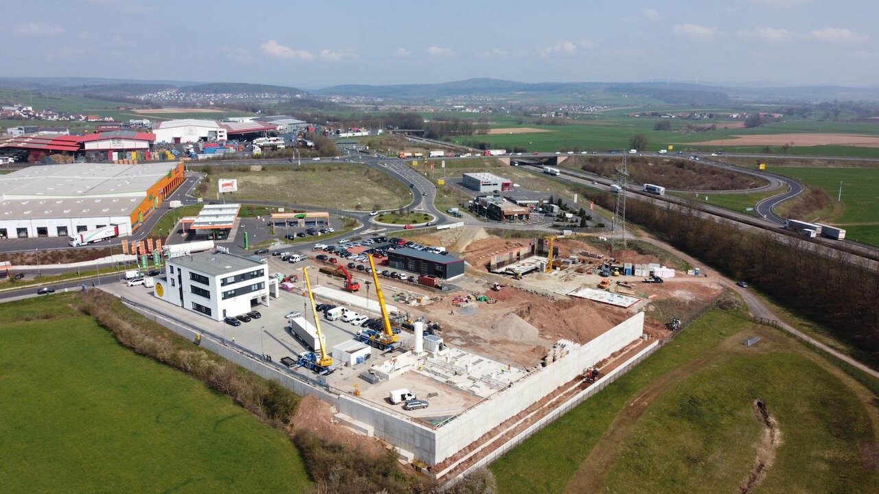 REEFUEL Bio-LNG Tankstelle Fulda Image 1