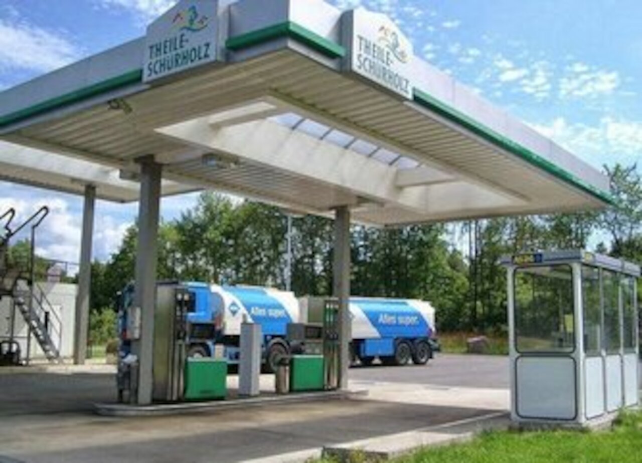 Wartungsarbeiten an Tankstelle Drolshagen