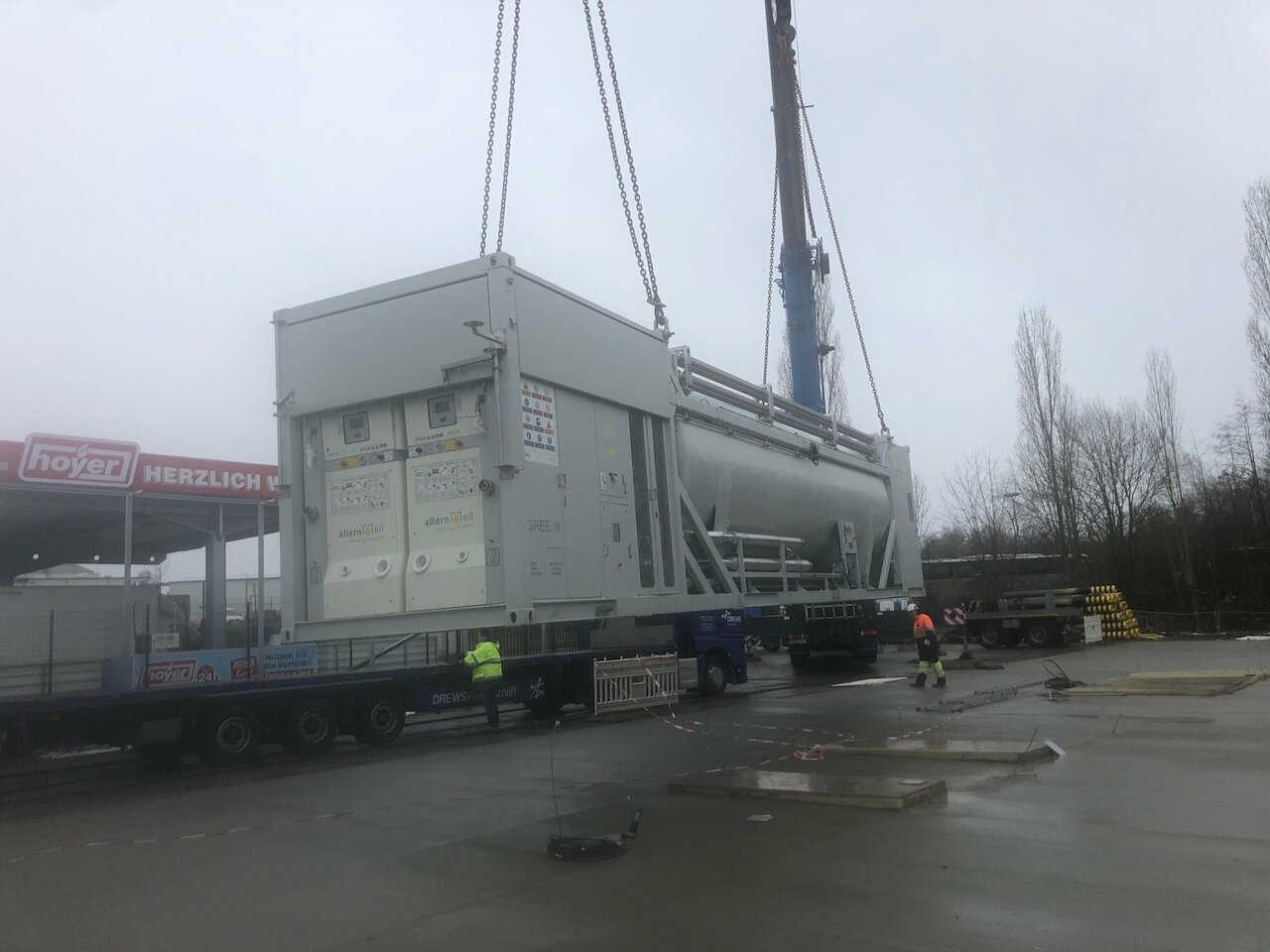 Stacja paliw REEFUEL Bio-LNG w Kesselsdorfie koło Drezna Image 1