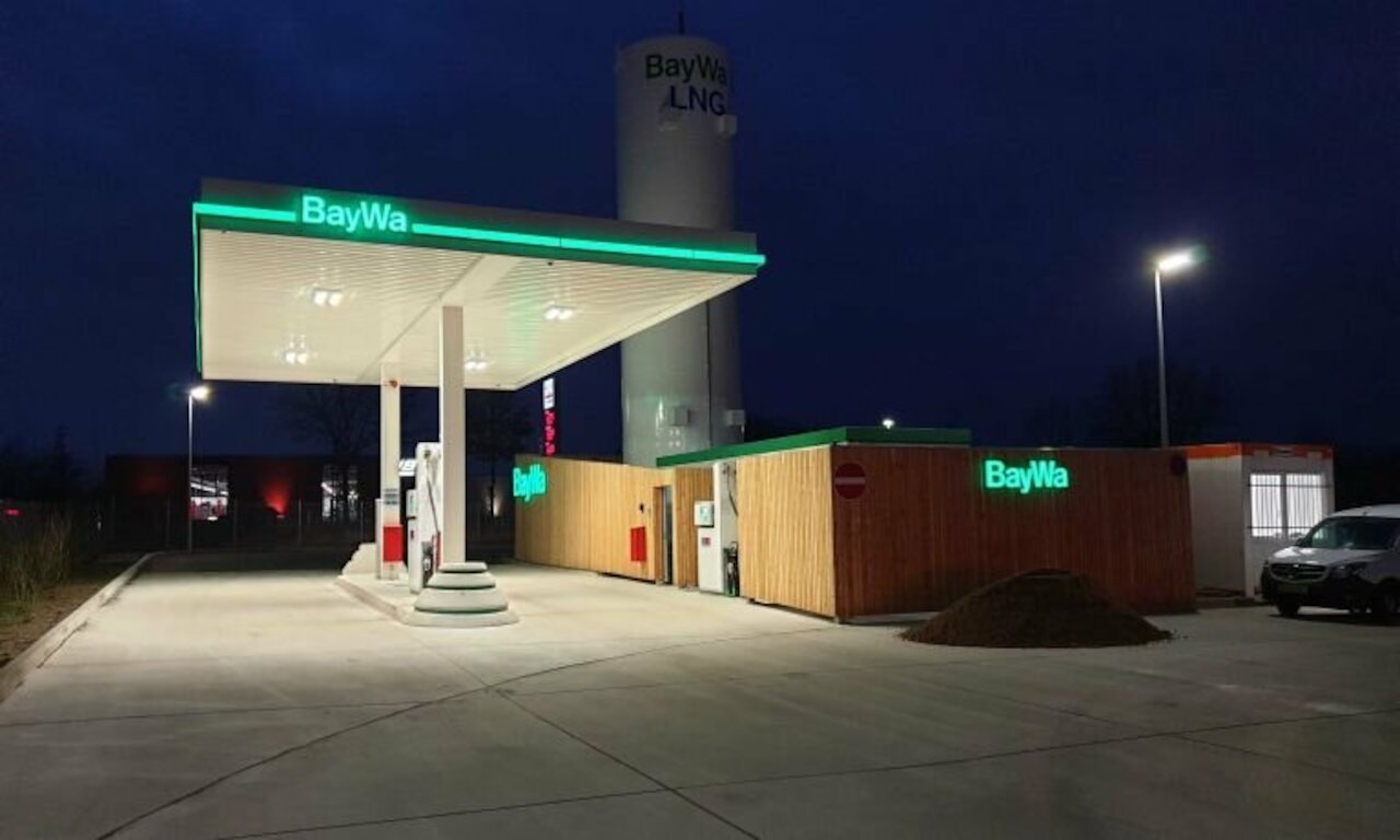 LNG Tankstelle in Berg