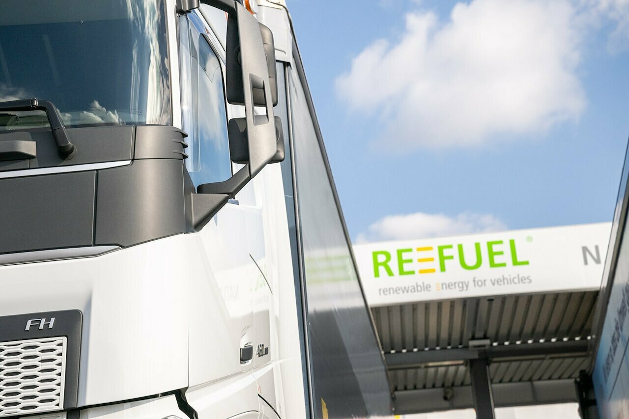 250 million worth of waste gases for truck fuel REEFUEL