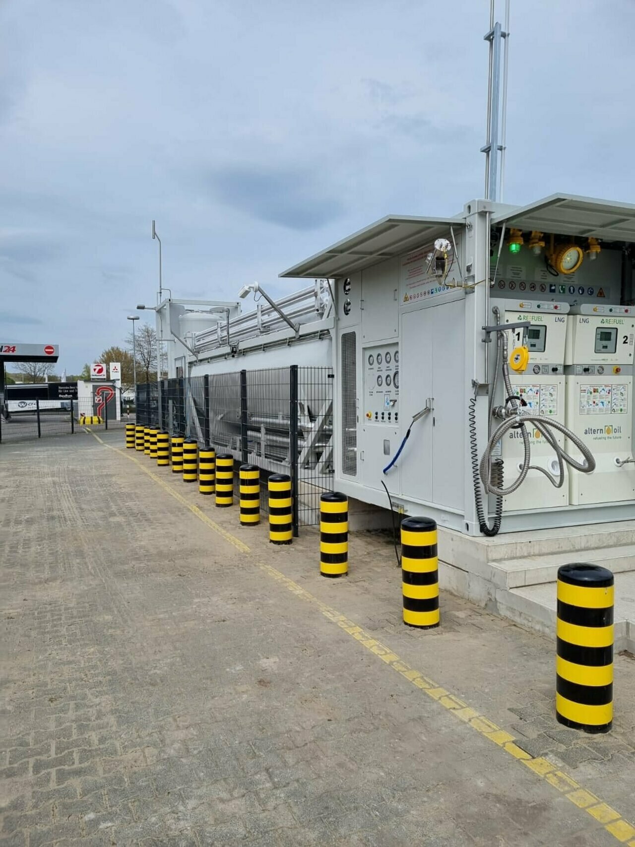 REEFUEL LNG filling station Osnabrück Image 1