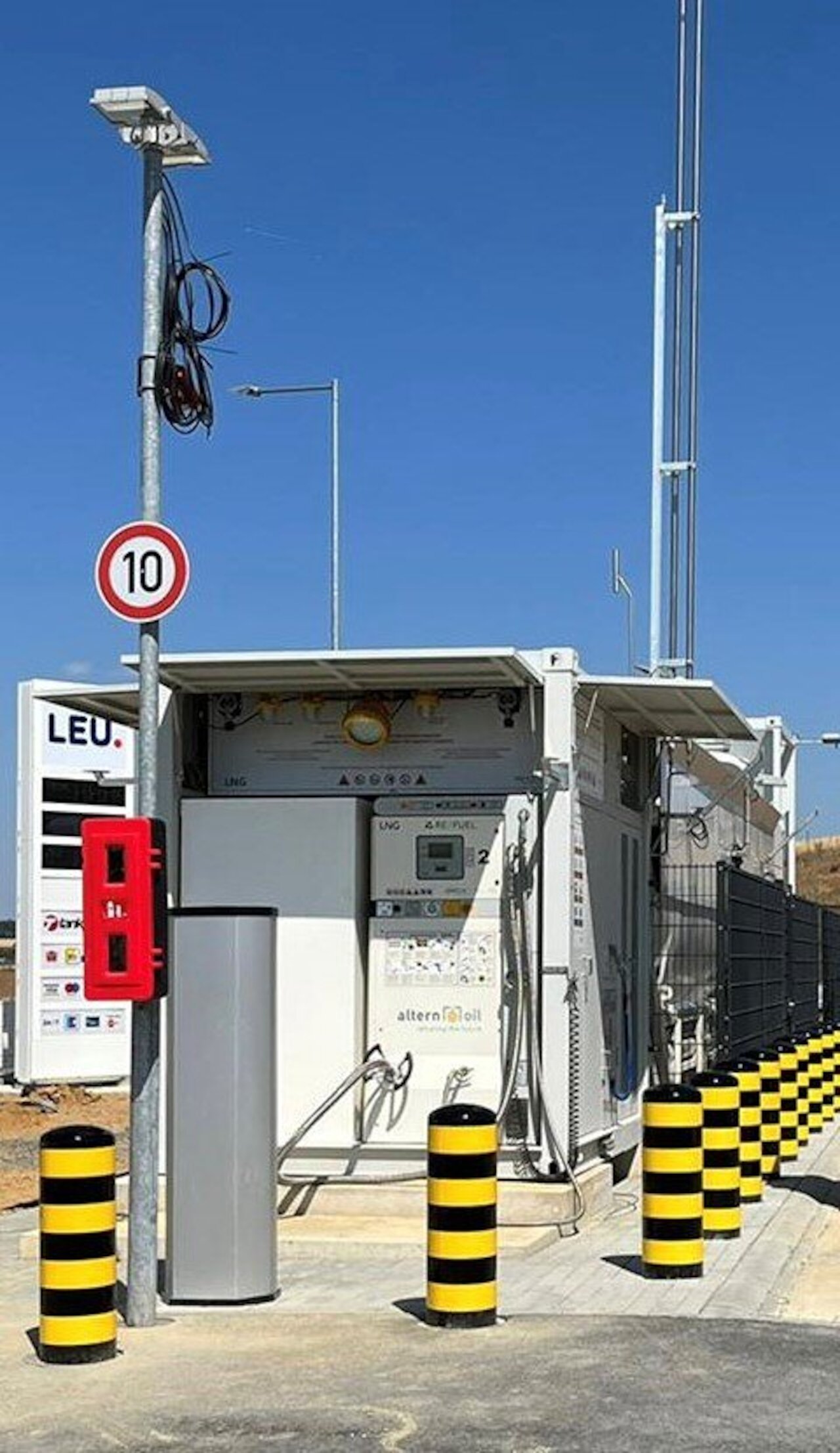 Stazione di rifornimento GNL REEFUEL Hof Image 1