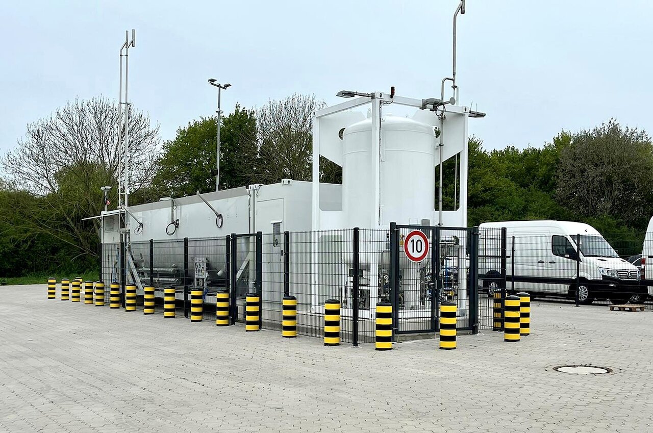 Stacja tankowania LNG REEFUEL Bremerhaven Image 2